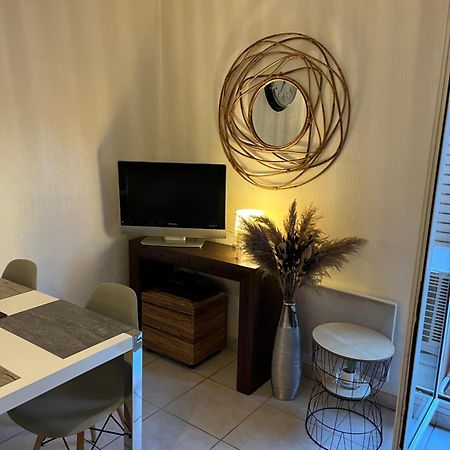 Appartement T2 Avec Terrasse Centre Ville D'Aix En Provence Екс-ан-Прованс Екстер'єр фото