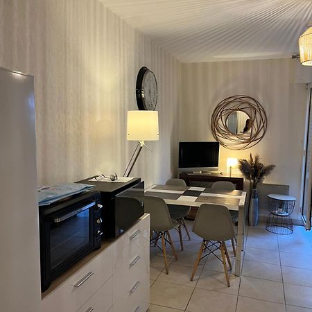 Appartement T2 Avec Terrasse Centre Ville D'Aix En Provence Екс-ан-Прованс Екстер'єр фото